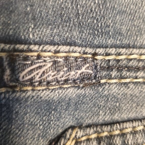 Ariat "Ruby" Bootcut Button Flap Pocket Jeans, 31S - Picture 4 of 10